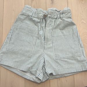 NWT ZARA stretch waist striped shorts 0